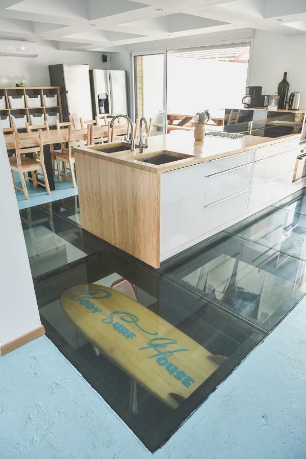 カップブルトン Bodygo Surfhouseホステル エクステリア 写真